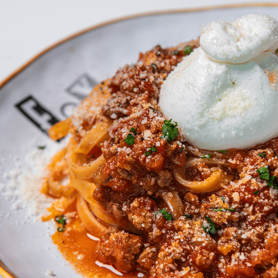 Volpe Italian Bolognaise Burrata Pasta